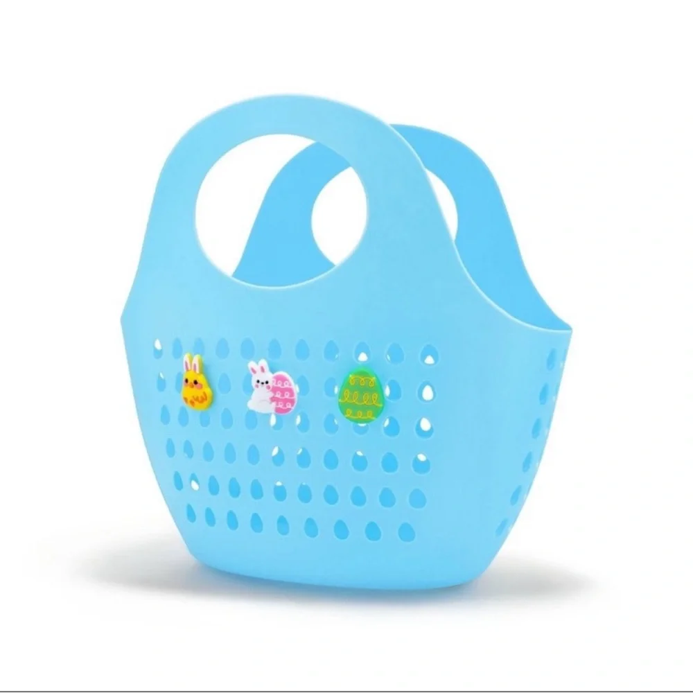 3 for $15 SALE Target Bullseye Blue Tote / Basket with 3 Removable Charms